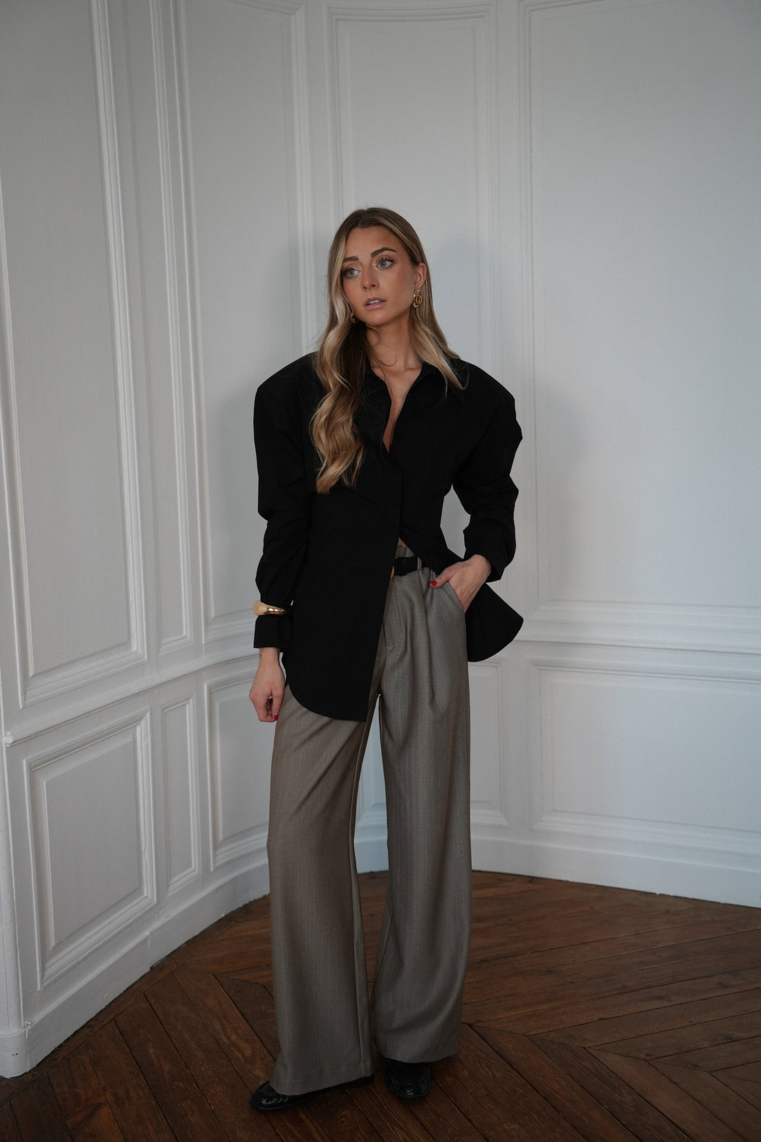 Elza noire - Chemise à épaulettes